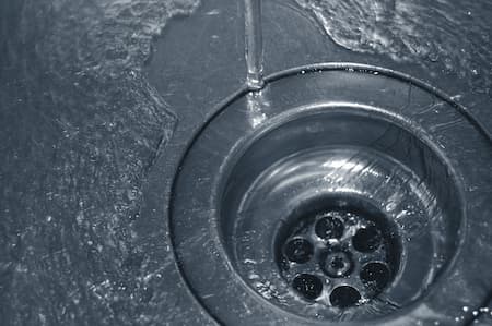 The Smart Choice: Professional Drain Cleaning vs. DIY